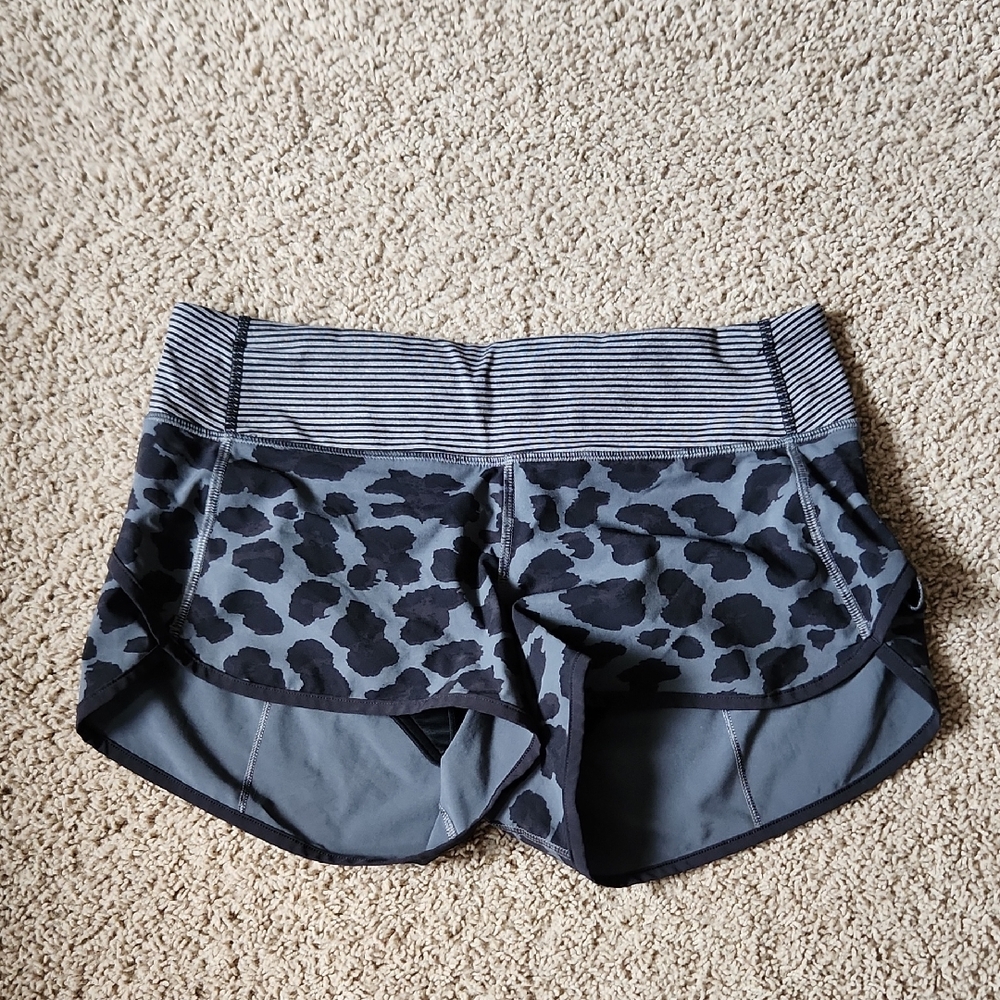 Stylish Gray Patterned Women's Shorts